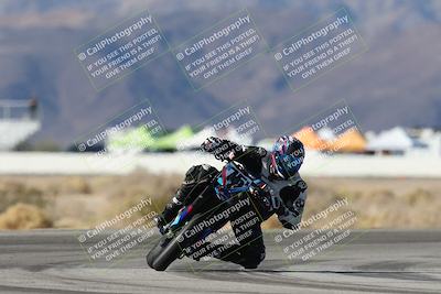 media/Dec-07-2025-CVMA (Sun) [[3e7d2de5dc]]/Race 7-Formula Lightweight Twins Shootout/